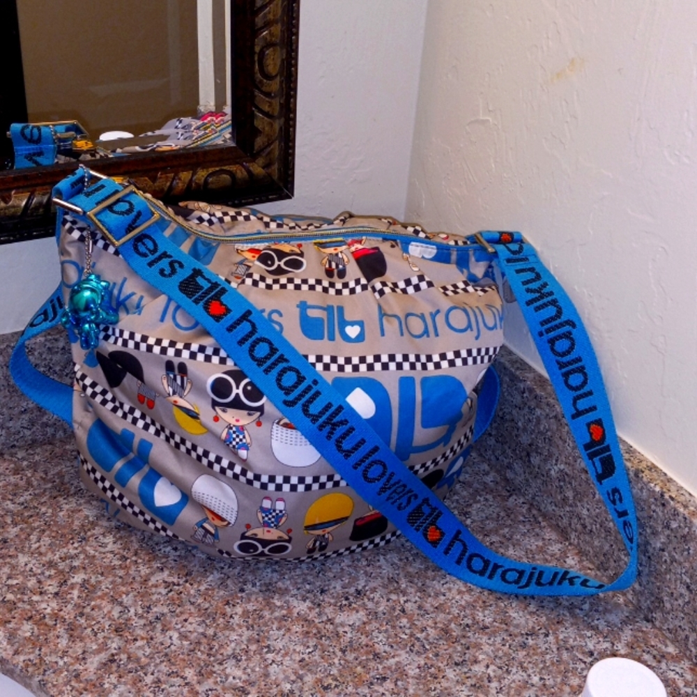 HARAJUKU LOVERS LARGE PURSE